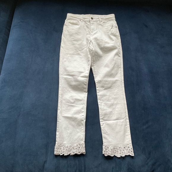 Ted Baker Lillya – Applique Hem Detail Skinny Jean White - Picture 2 of 5